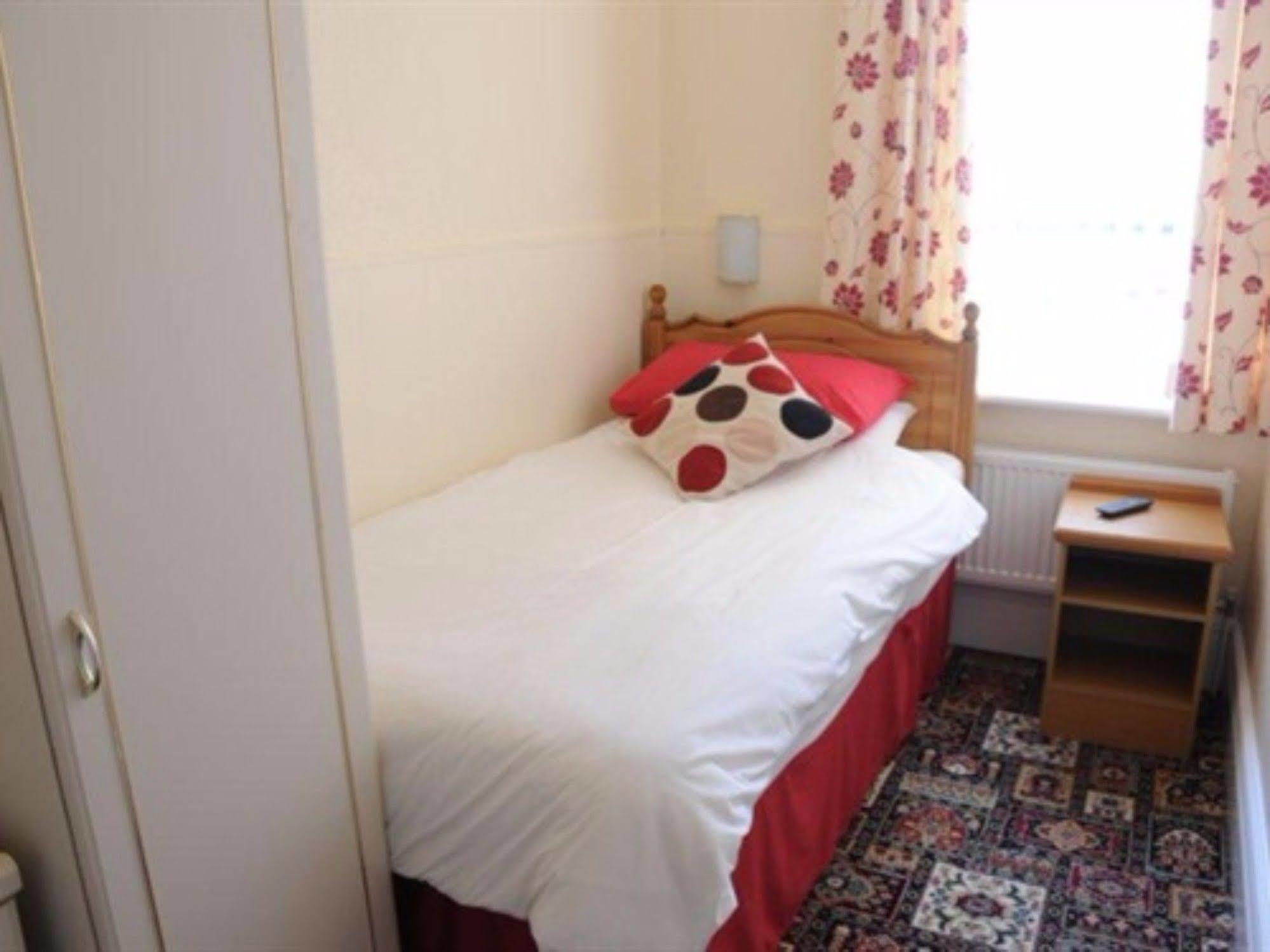 Bed and Breakfast Eden House Blackpool Esterno foto