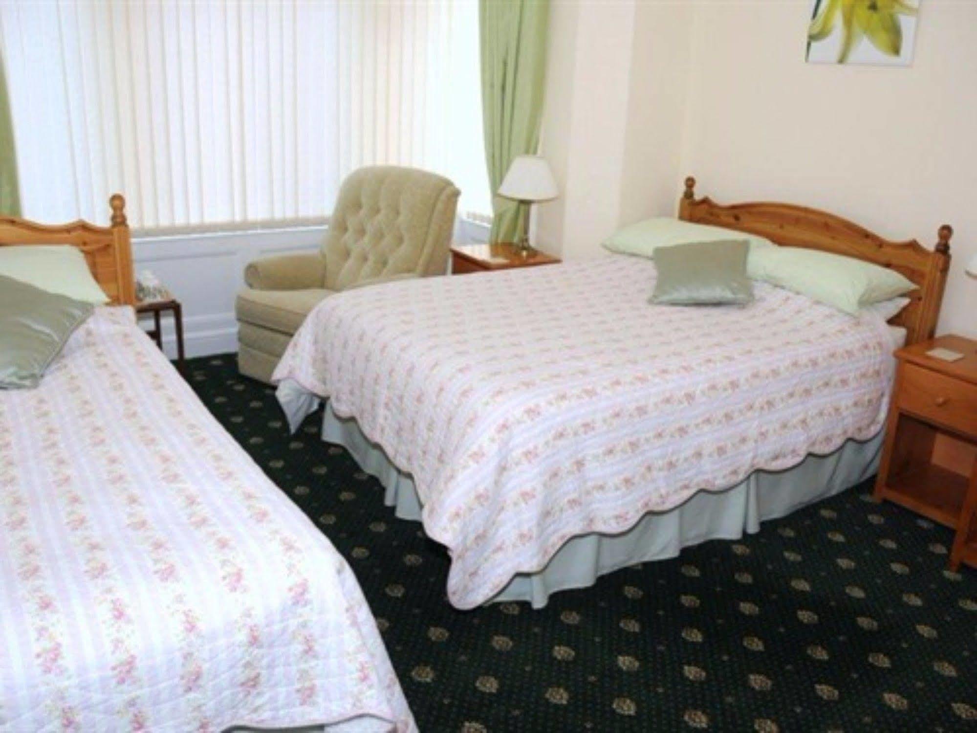 Bed and Breakfast Eden House Blackpool Esterno foto