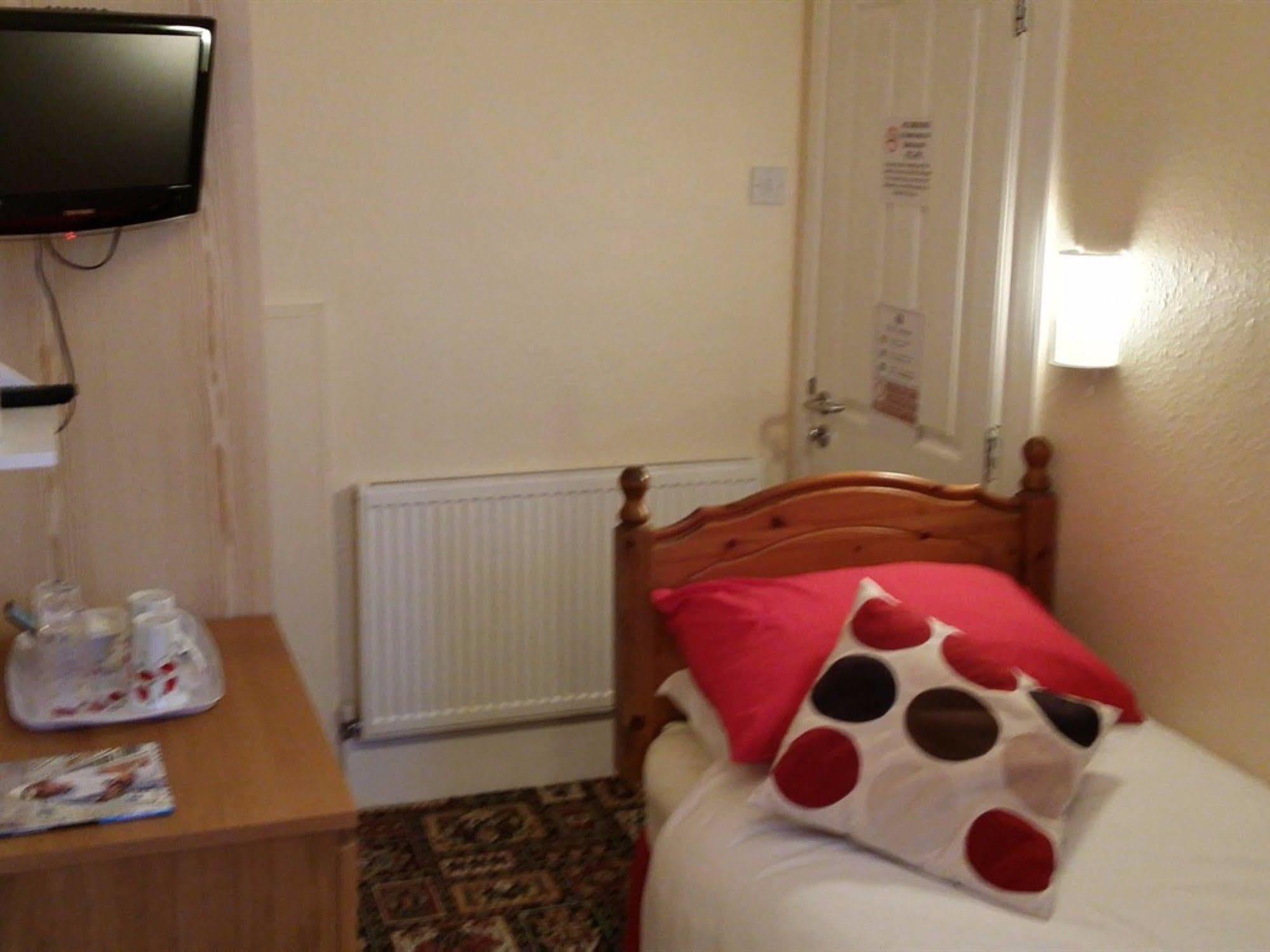 Bed and Breakfast Eden House Blackpool Esterno foto