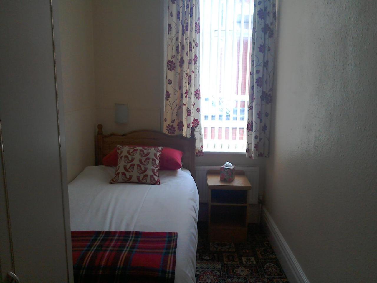 Bed and Breakfast Eden House Blackpool Esterno foto